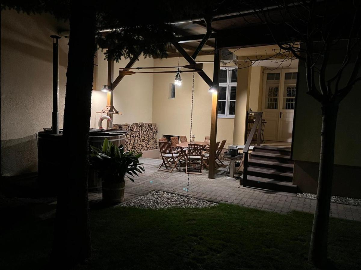 Abigel Vendeghaz Keszthely Βίλα Εξωτερικό φωτογραφία